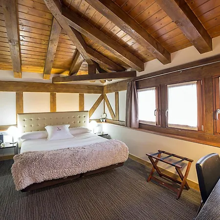 Dolarea Hotel